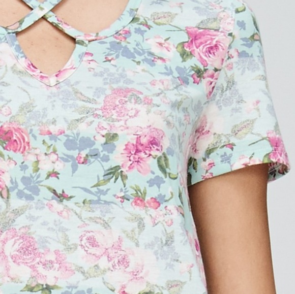 NWT Mint Floral Ruffle Top - Picture 4 of 5